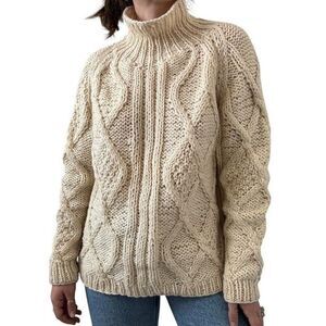 Vintage 1970s Womens Hand Knit White Cable Chunky Fisherman Cardigan Sweater L